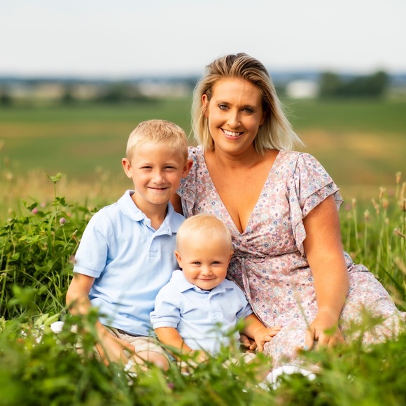 Meet your Posher, Sarah - Picture 2 of 8